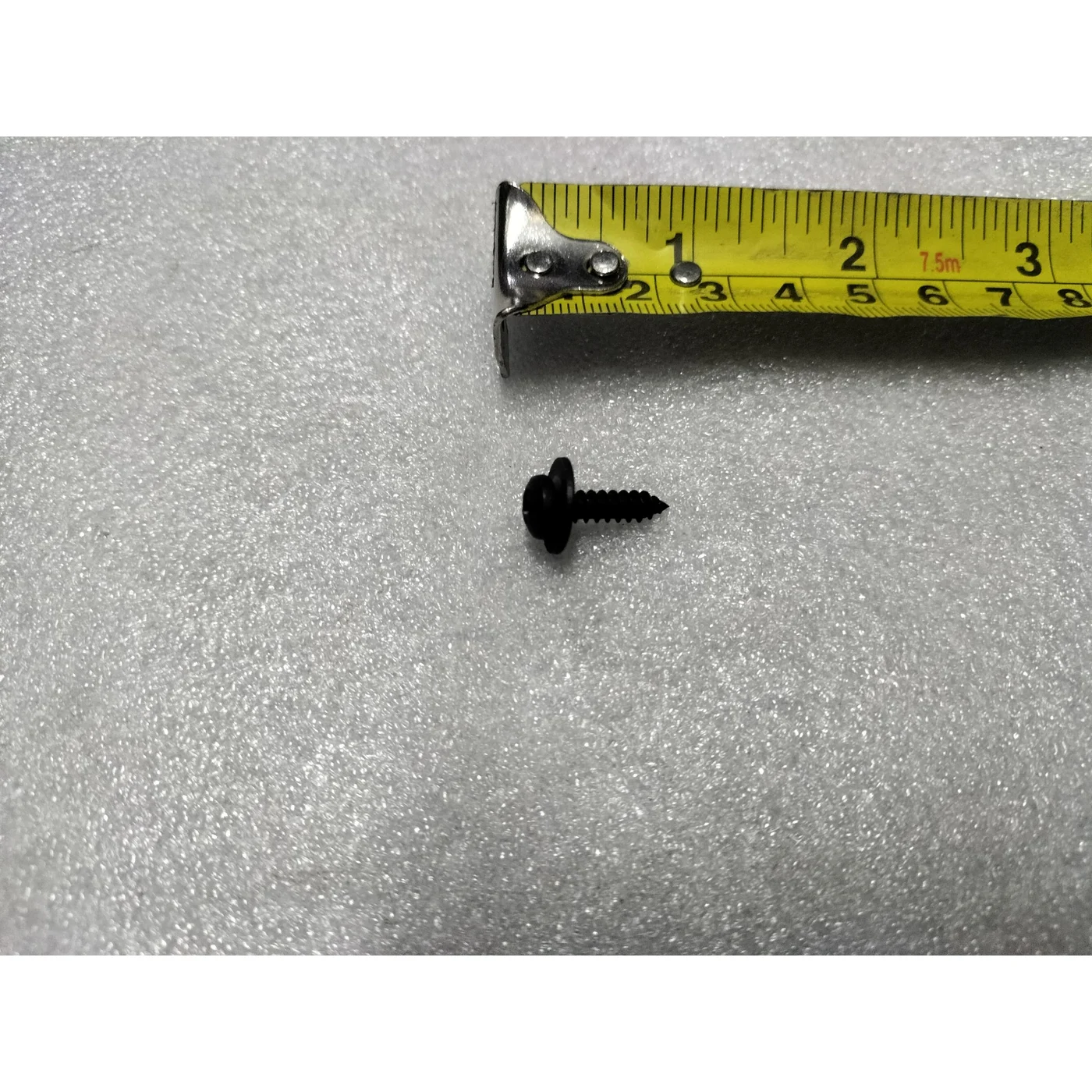 Hex Head Bolt and Flat Washer Combo Hex Flange Nut and Flat Washer Combo Cross Recess Pan Head Self Tapping Screw and Large