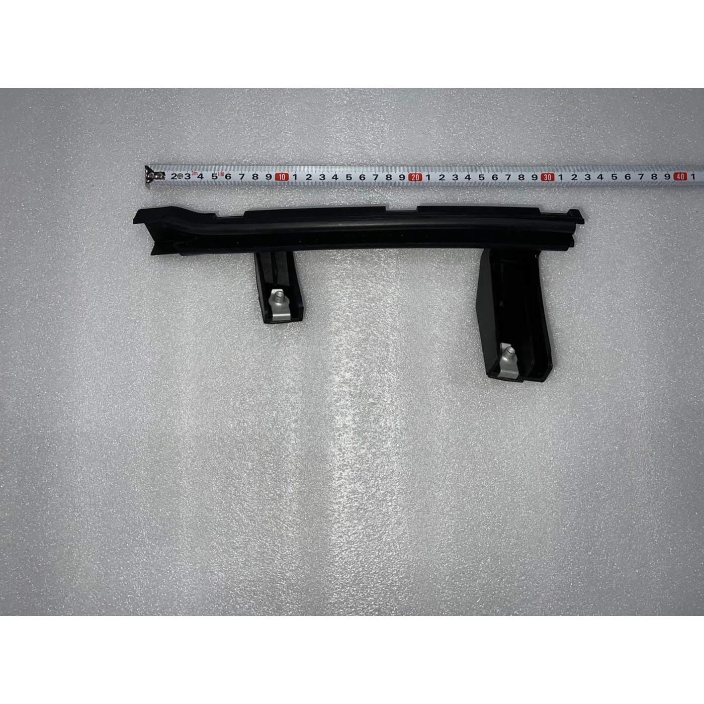 Rear Door Sliding Rail and Felt Channel Assembly Left and Right - Image 2