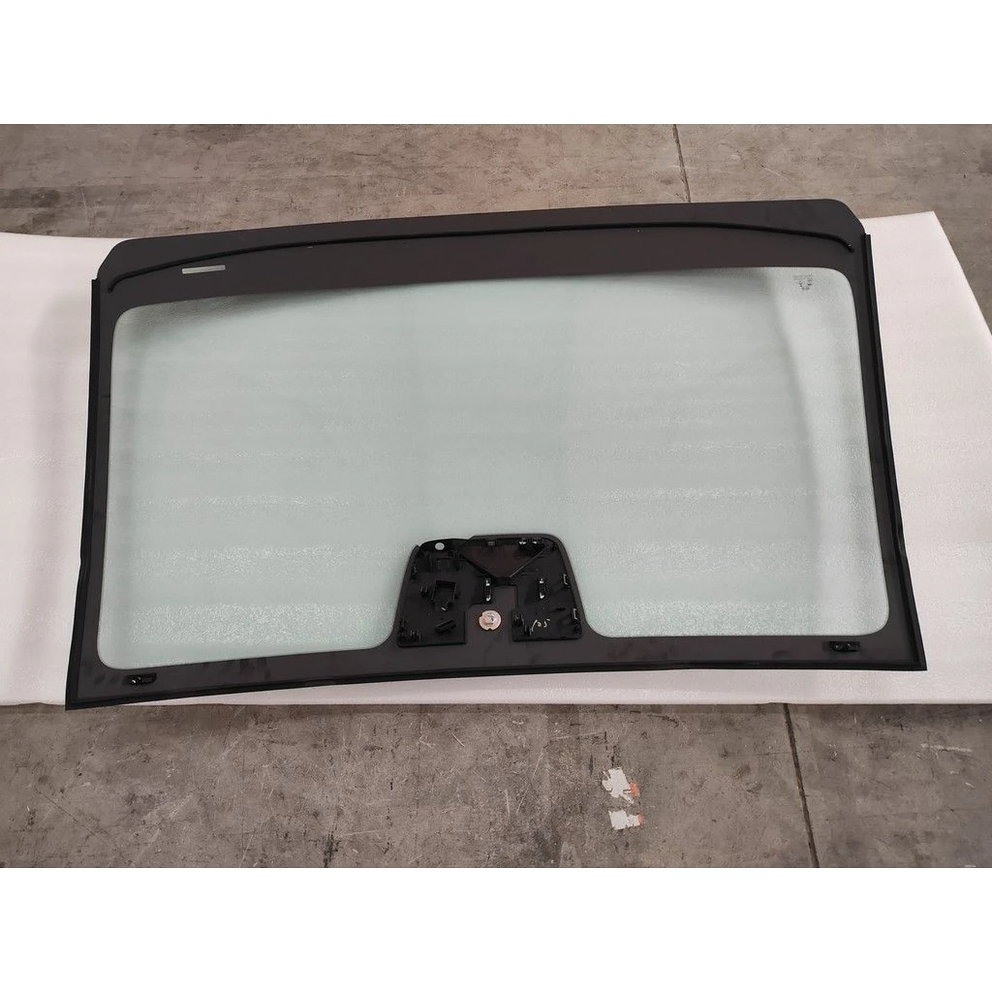 BYD ATTO 3 / Yuan PLUS Windshield Assembly Front SC2EM-5206010A - Image 2