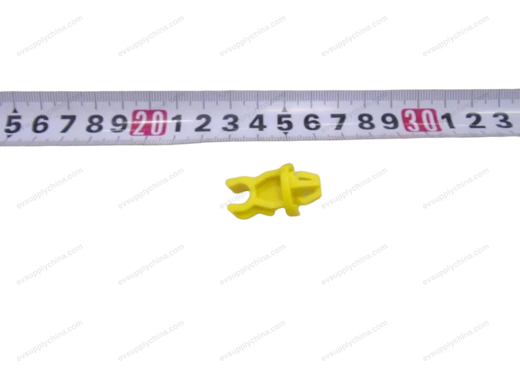 Front cockpit cover bracket for BYD DOLPHIN MINI / ATTO 1 / SEAGULL