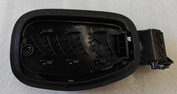 BYD Dolphin DC/AC Charging Port Cover EM2E-8403843H/92