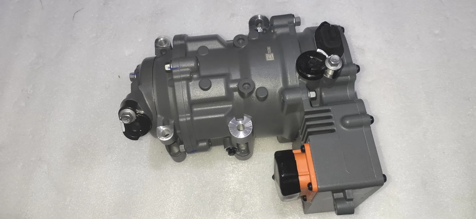 BYD Dolphin Electric Compressor Assembly EM2EUL-8103020