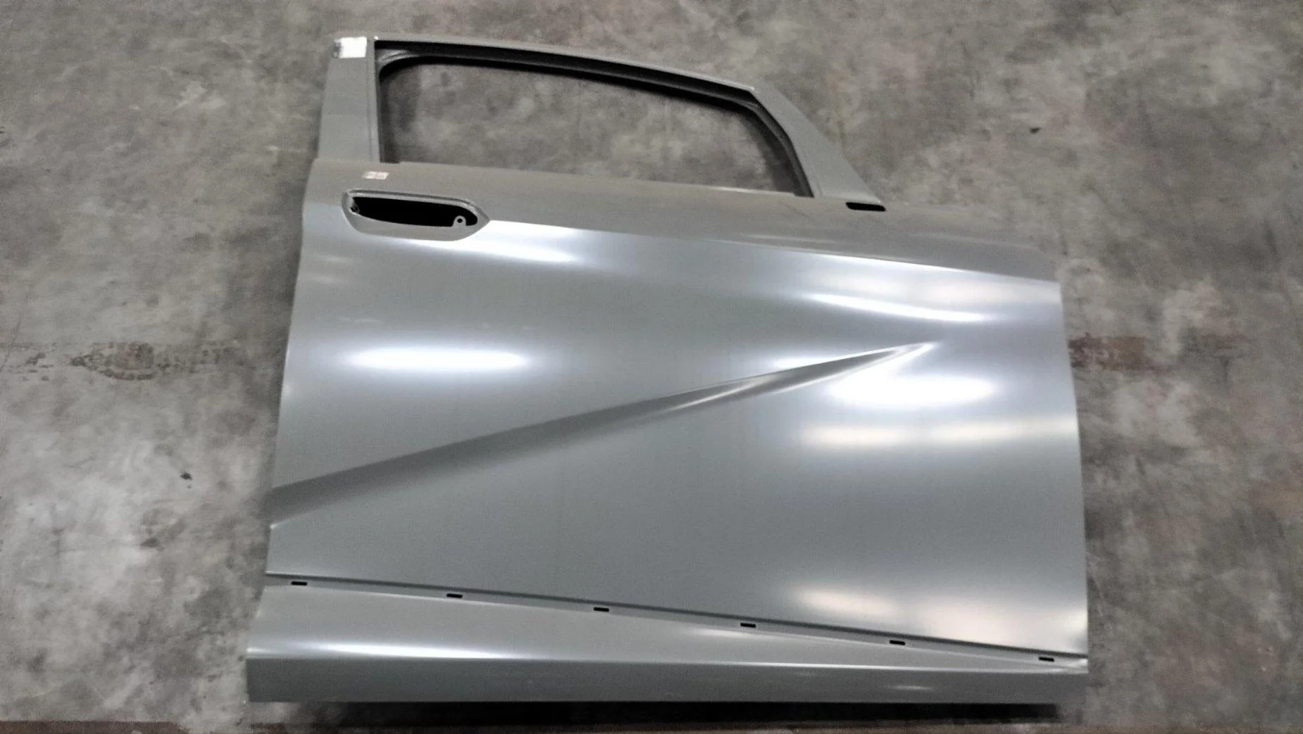 BYD Dolphin Front Right Door Assembly EM2EU-6101019/77