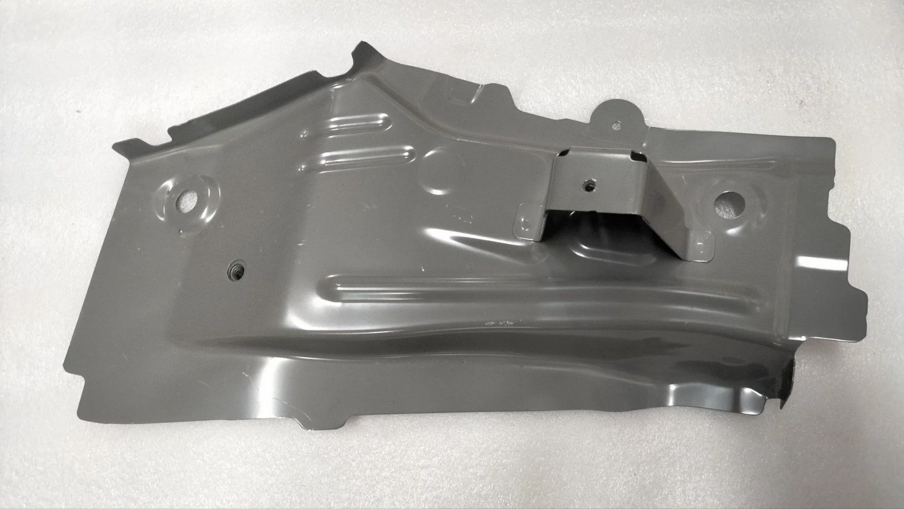 BYD Dolphin Front Section Reinforcement Plate Assembly Of Rear Left Longitudinal Beam EM2EU-5101430/77