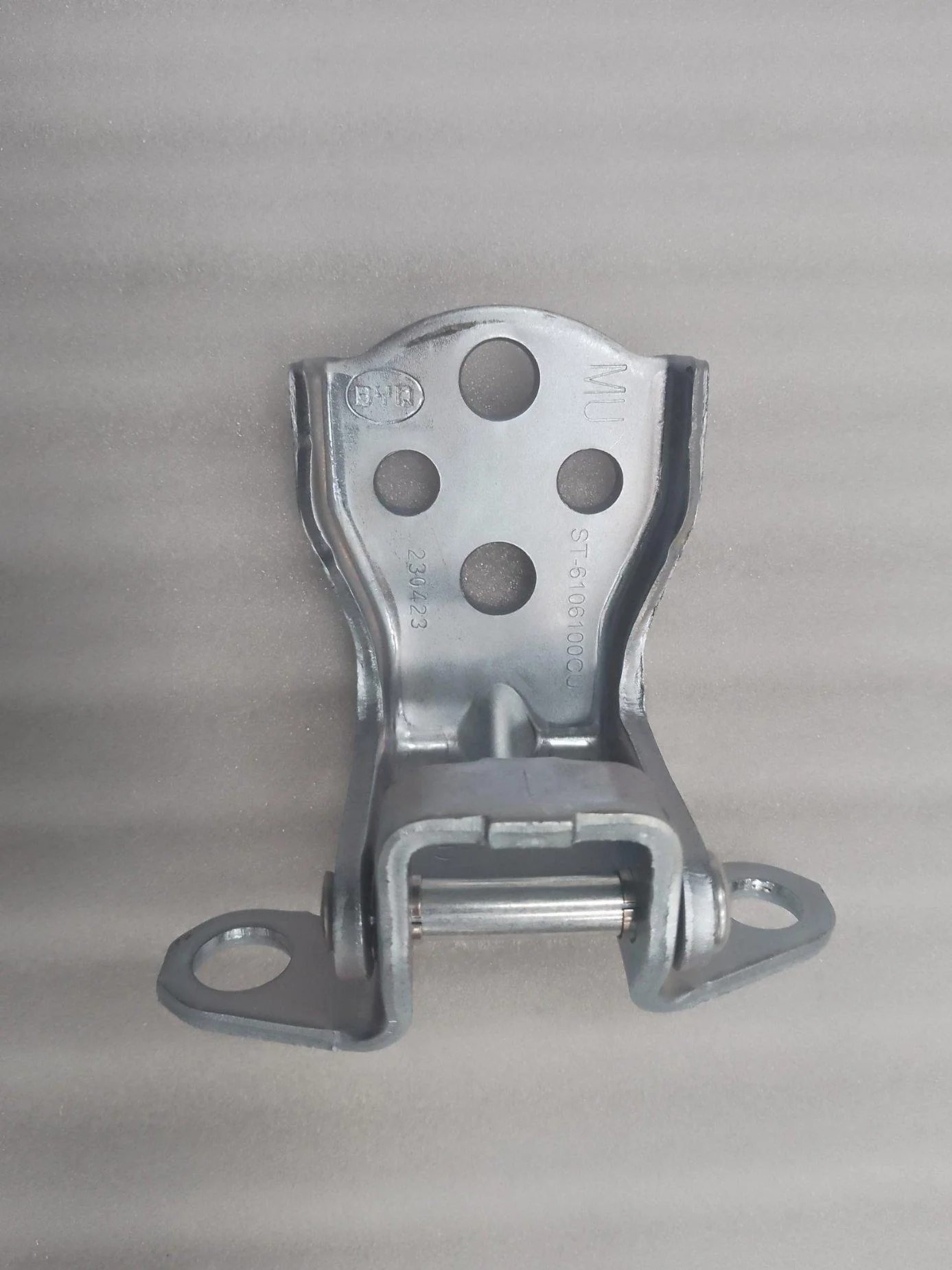 BYD Dolphin Left Front Door Upper Hinge Assembly ST-6106100CU