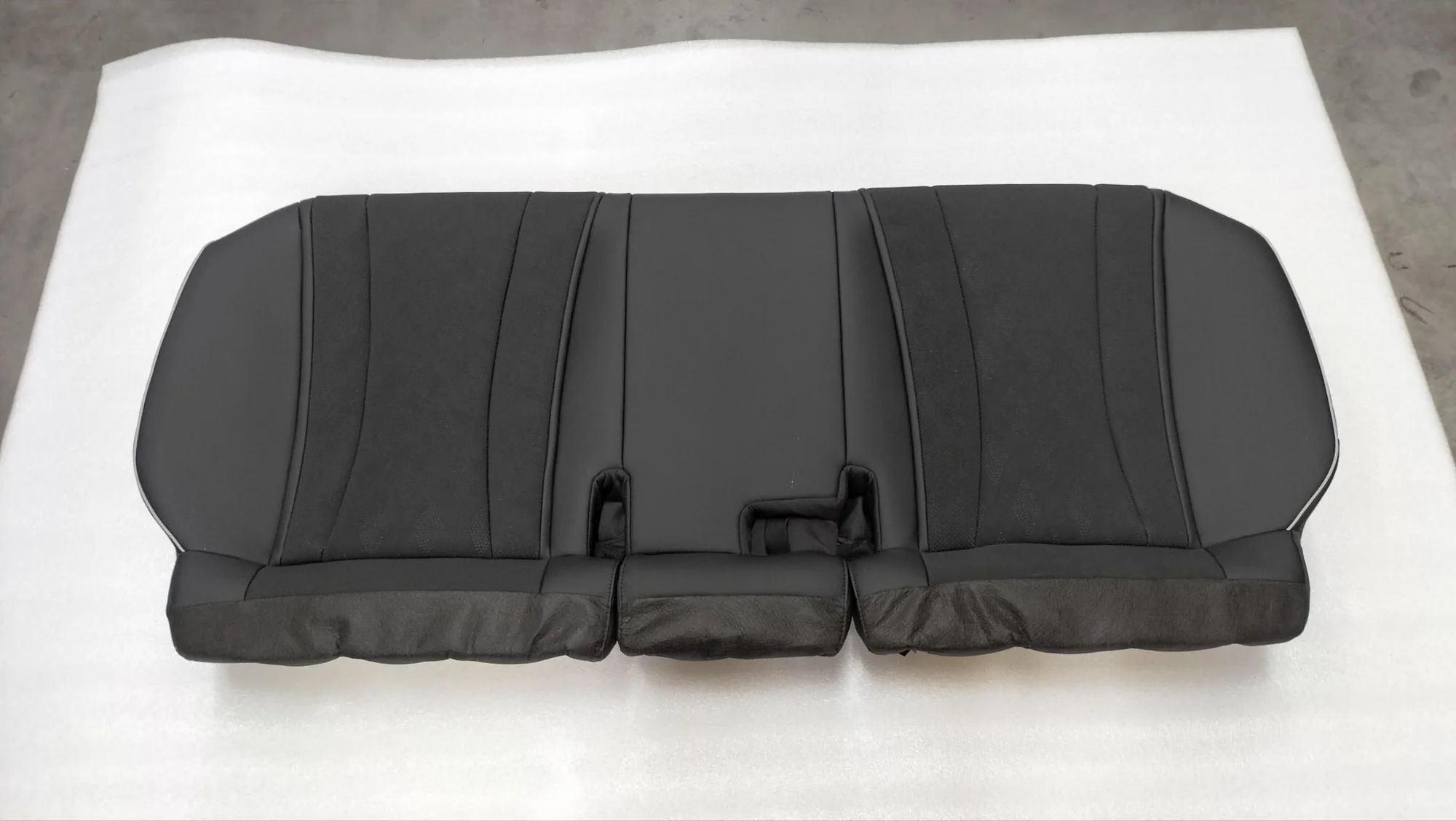 BYD Dolphin Rear Left Seat Cushion Assembly - Gray EM2E-7001010E-00HAJ