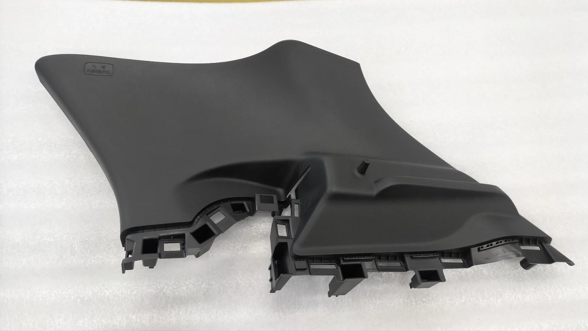 BYD Dolphin Right C-pillar Upper Guard Assembly EM2EY-5402320A