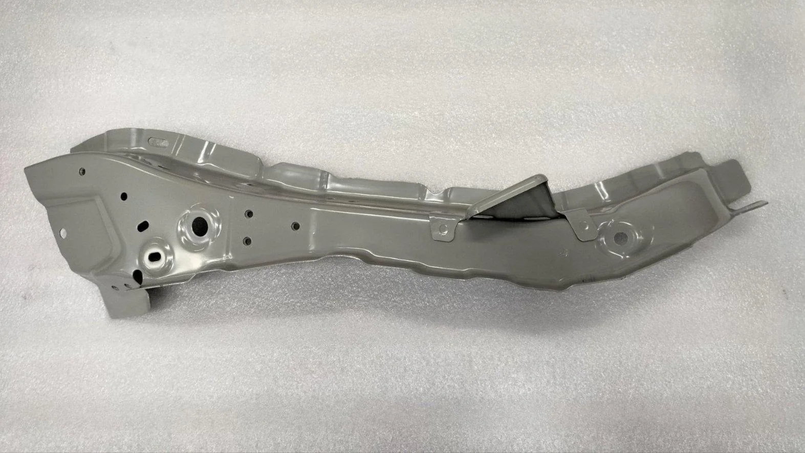 BYD Dolphin Upper Longitudinal Beam Assembly Of Front Right Wheel Guard EM2EU-5301639/77