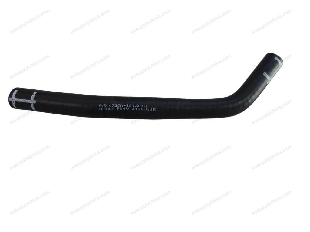 Oil Cooler Water Outlet Hose for BYD King DM-i / Destroyer 05 472QA-1013014