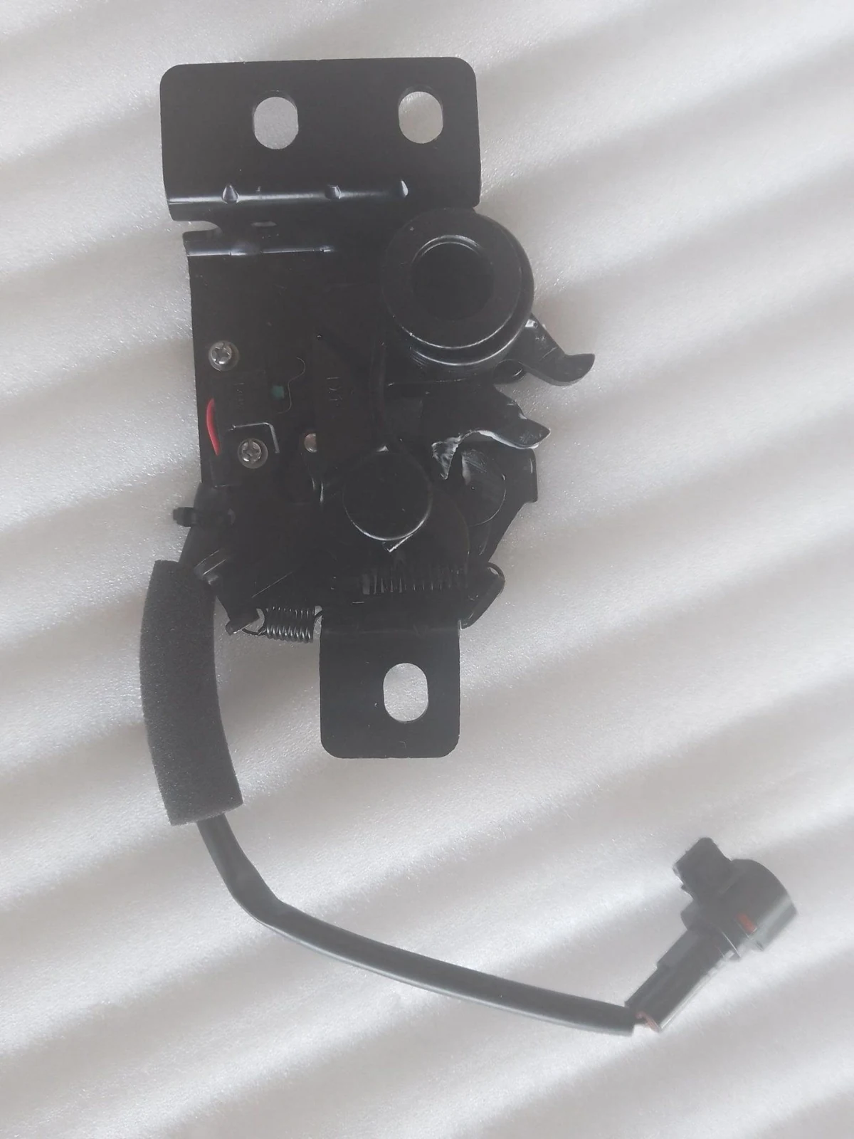 Hood Lock for BYD SONG PLUS