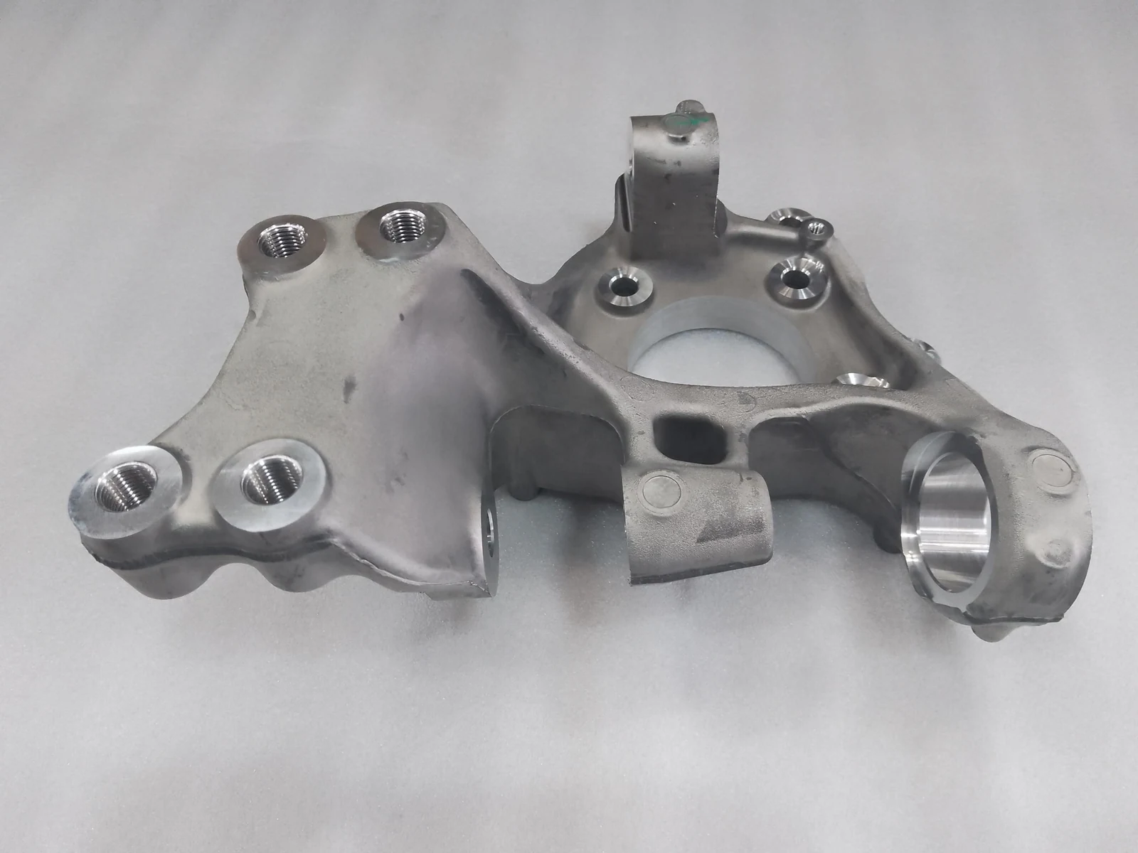 Right Rear Steering Knuckle for BYD SONG PLUS