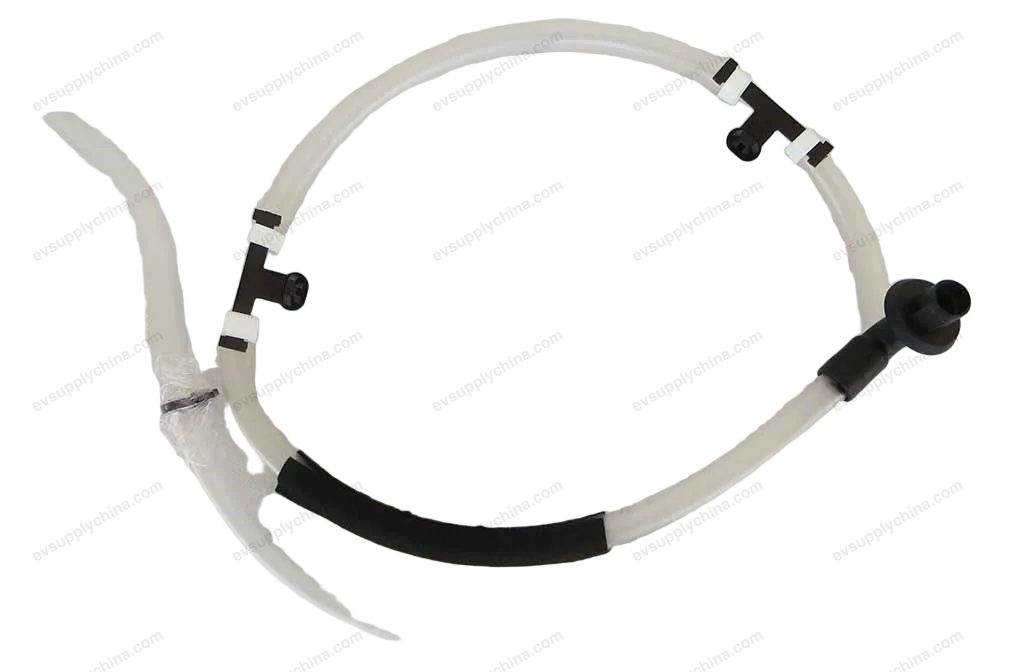 Left front water pipe assembly for BYD TANG
