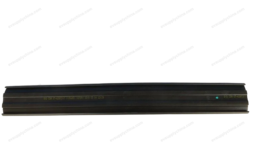 Left rear door C-pillar groove lower section for BYD TANG