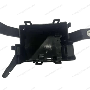 Front compartment power distribution box lower bracket for BYD TANG