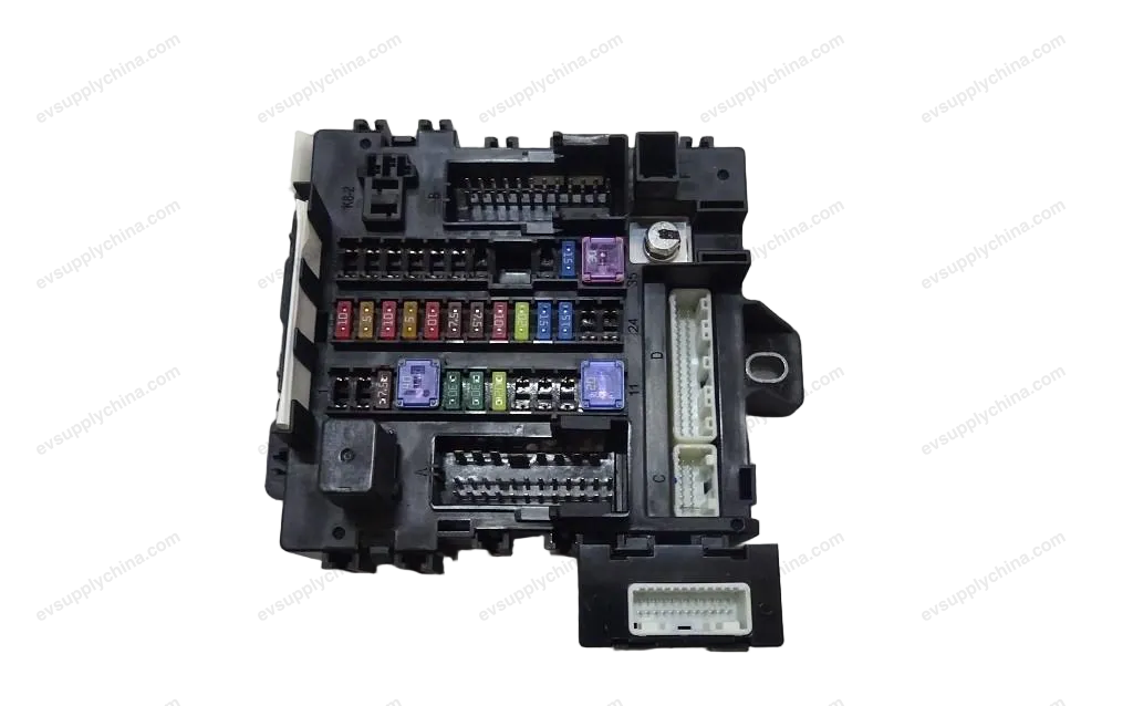 Rear compartment power distribution box for BYD TANG