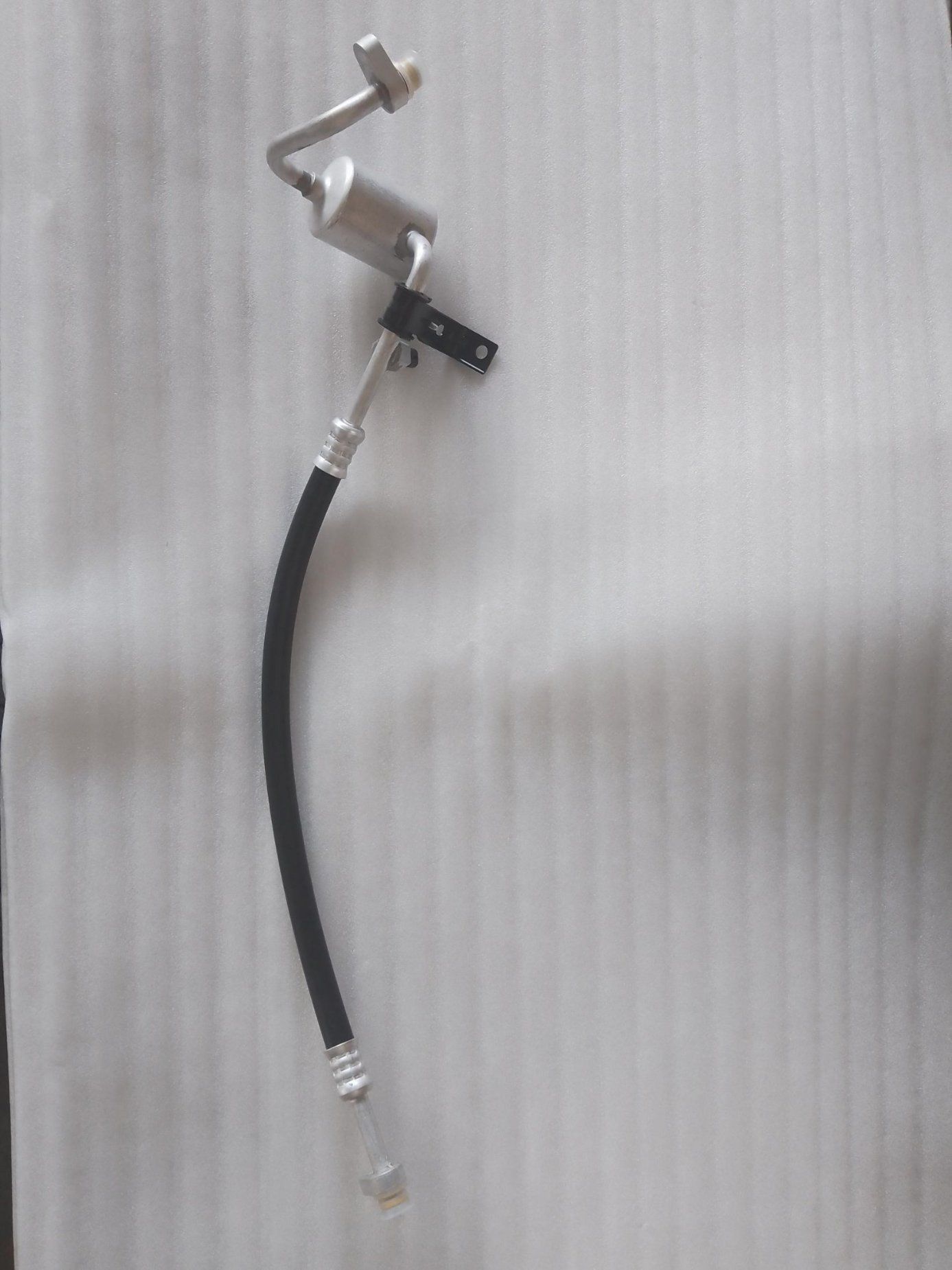 A/C Compressor Discharge Pipe No. 1 – 13507575-00