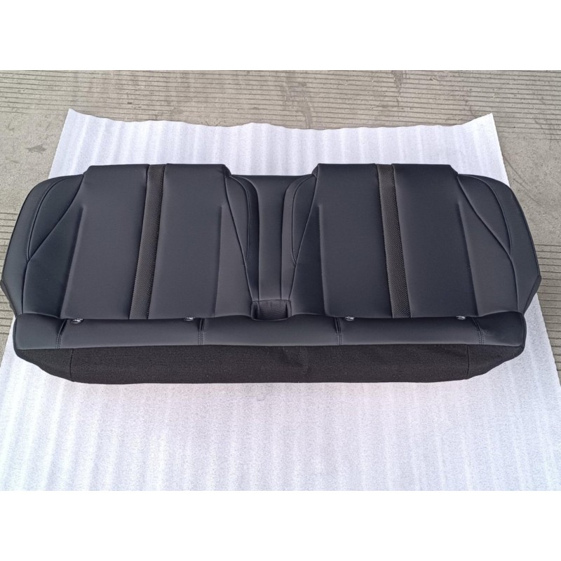 Left Rear Seat Cushion - Blue LB7 BYD 15018749-00