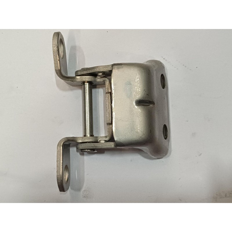 Right Front Door Lower Hinge BYD 15494867-00