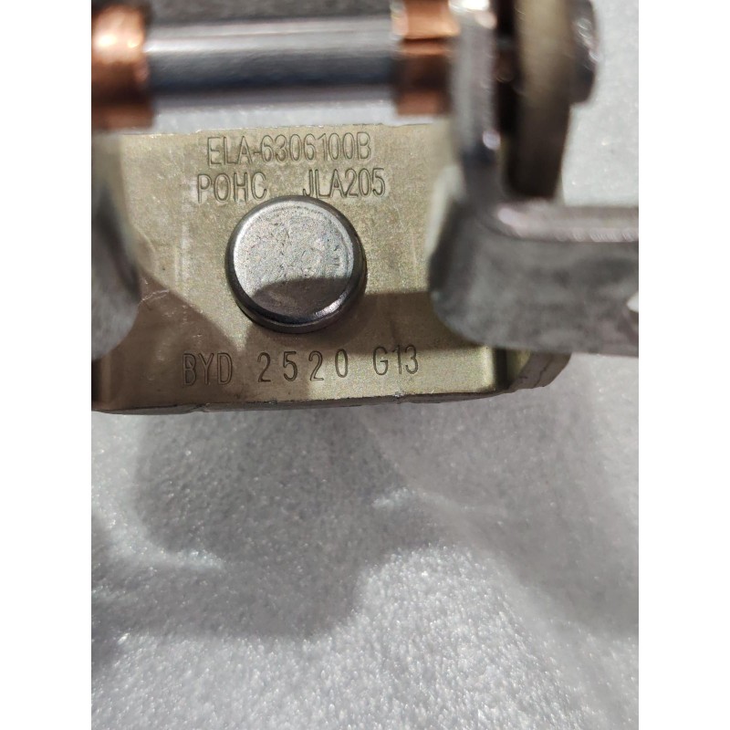 Left Tailgate Hinge BYD 15494874-00