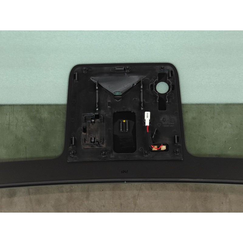 Front Windshield Glass BYD 15611760-00