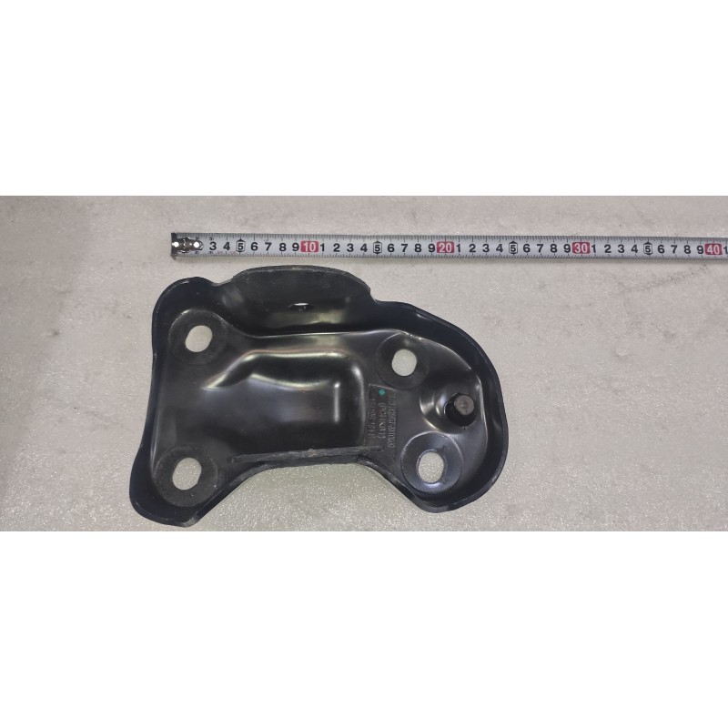 Right Rear Torsion Bar Mounting Bracket BYD 16449888-00