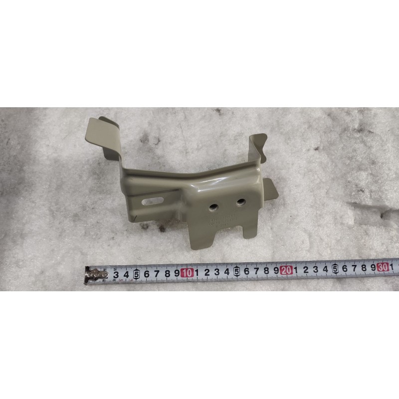 Right Longitudinal Member Bracket BYD 18660663-00