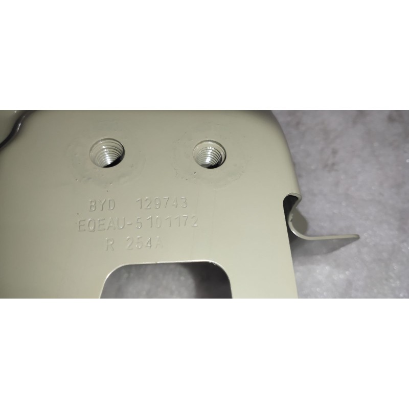 Right Longitudinal Member Bracket BYD 18660663-00