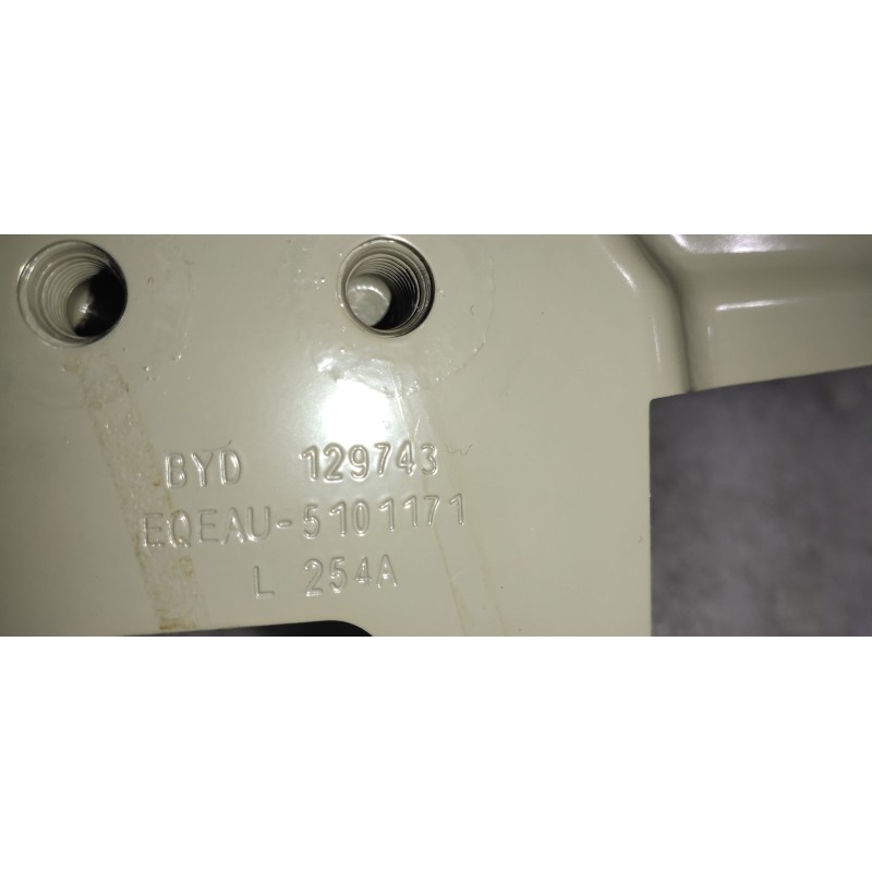 Left Longitudinal Member Bracket BYD 18660664-00