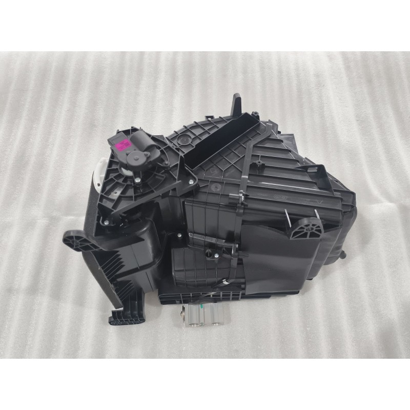 Evaporator Housing BYD 18729313-00