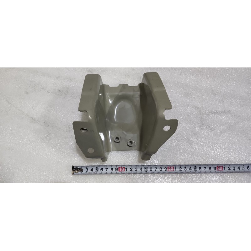 Right Rear Floor Connection Angle Bracket BYD 18743866-00