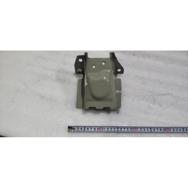 Right Rear Floor Connection Angle Bracket BYD 18743866-00