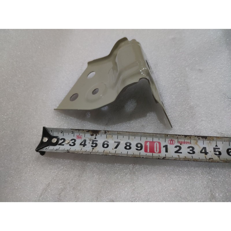 Right Fender Upper Front Mounting Bracket BYD 19945823-00