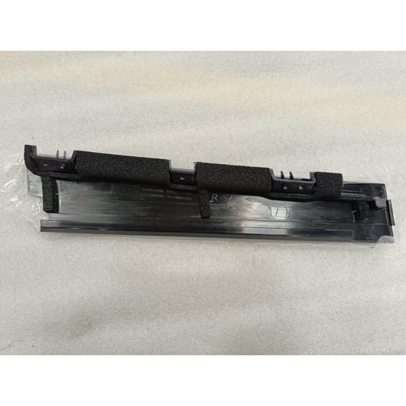 Right front B pillar outer trim assembly BYD 13608557-00
