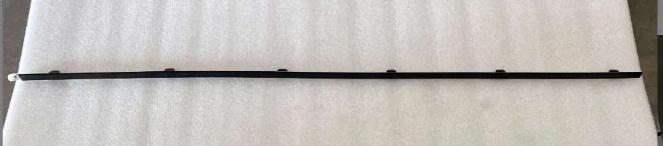 Front Right Door Trim Strip Assembly - Black | BYD 13235049-00 | Additional view 4