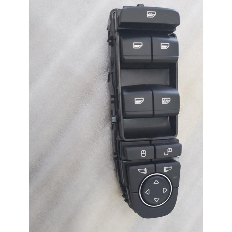 Left Front Power Window Switch Assembly BYD 13208253-00