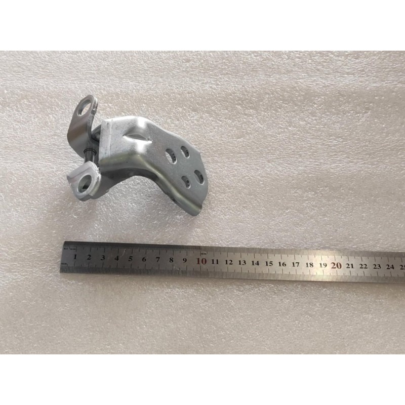 BYD SONG PRO DM-i Right Front Door Upper Hinge Assembly ST-6106109C | BYD SONG PRO DM-i / SONG PRO | 13165115-00