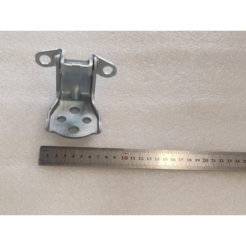 BYD SONG PRO DM-i Right Front Door Upper Hinge Assembly ST-6106109C | BYD SONG PRO DM-i / SONG PRO | 13165115-00