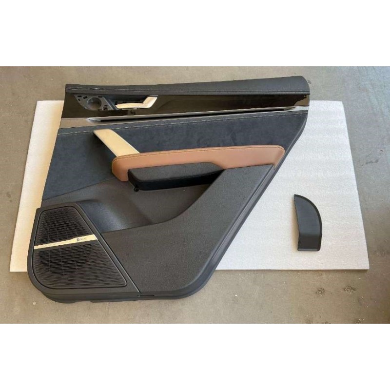BYD TANG Right rear door guard plate assembly - red rabbit brown STHA-6202200B-D2ZL | BYD TANG / TANG EV | 13138787-00