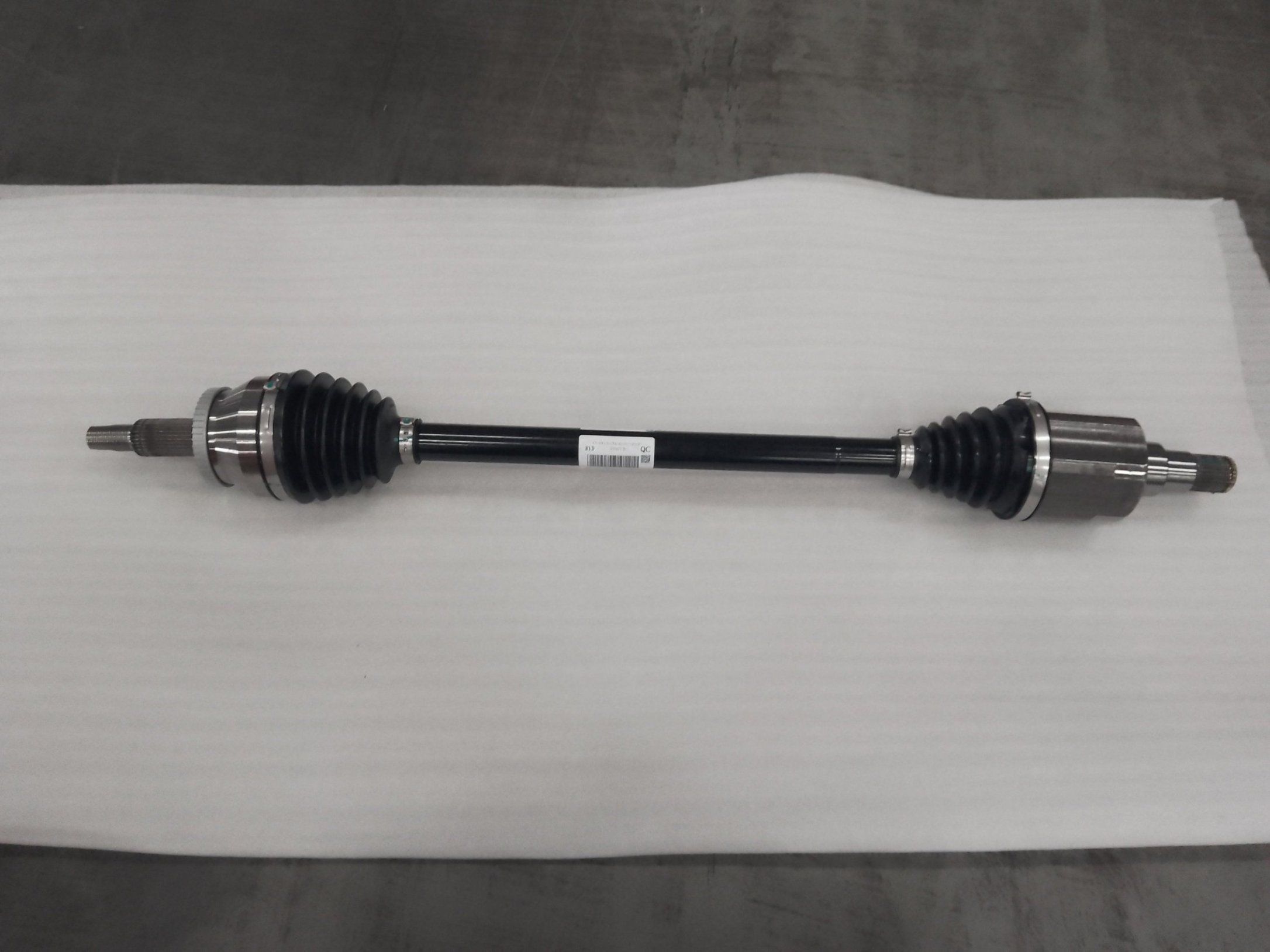 Front Drive Shaft Assembly (LH) – 13534768-00
