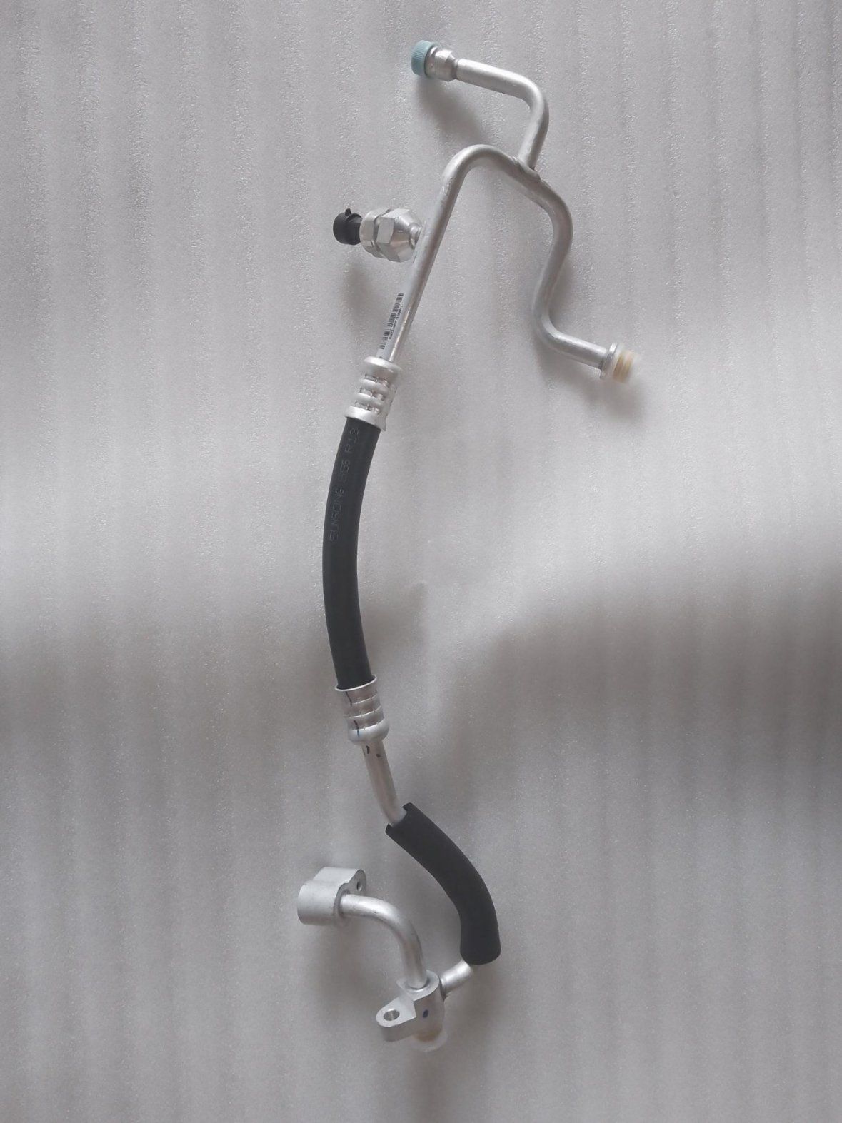 A/C Compressor Discharge Pipe No. 2 – 13507833-00